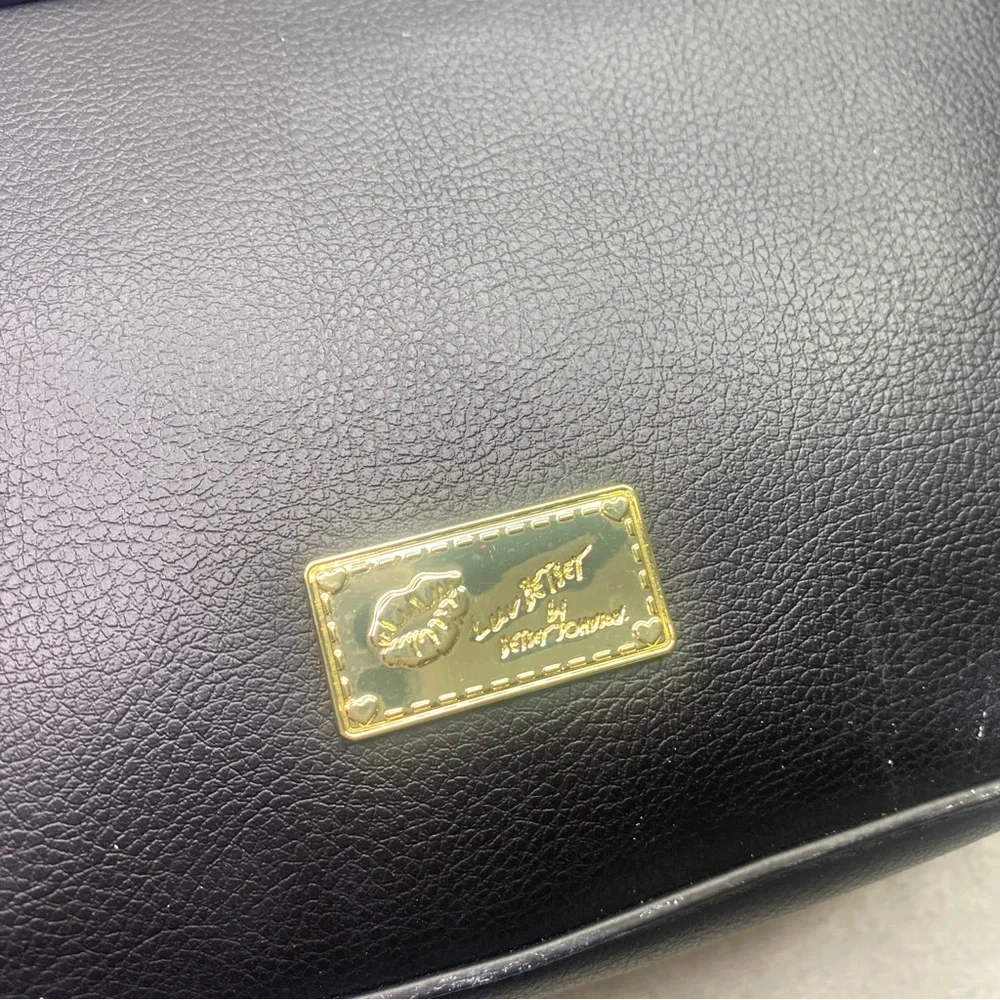 Betsey Johnson Penguin Crossbody Bag - Picture 3 of 11